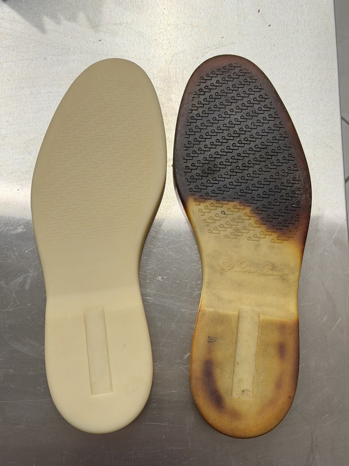 Before and after result of professional shoe and bag care at FOAM Vienna (6)